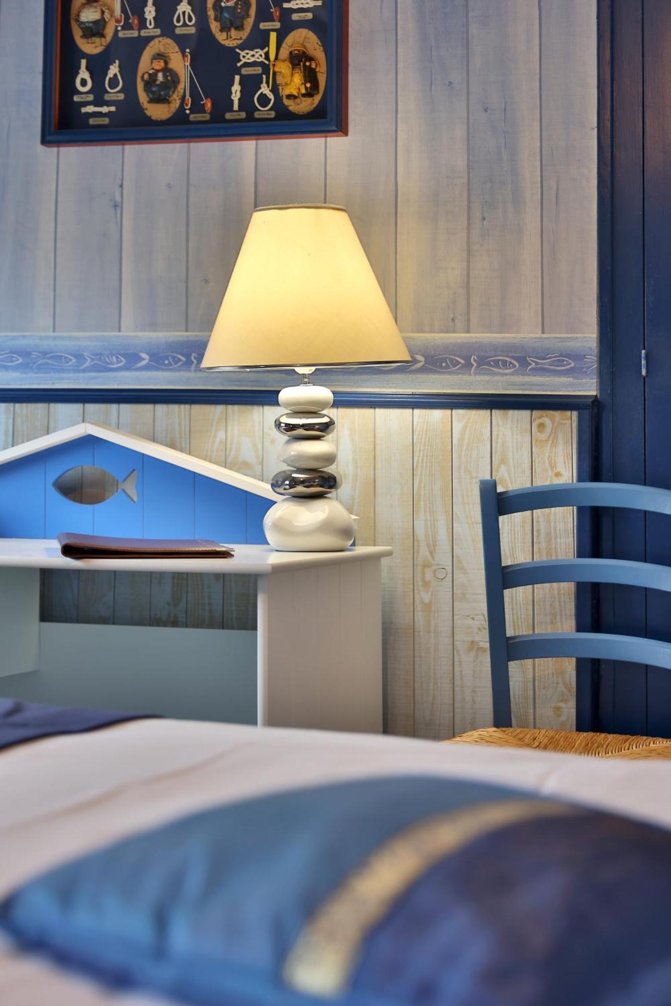 Logis Hotel-Restaurant Les Voyageurs La Coquille Ngoại thất bức ảnh