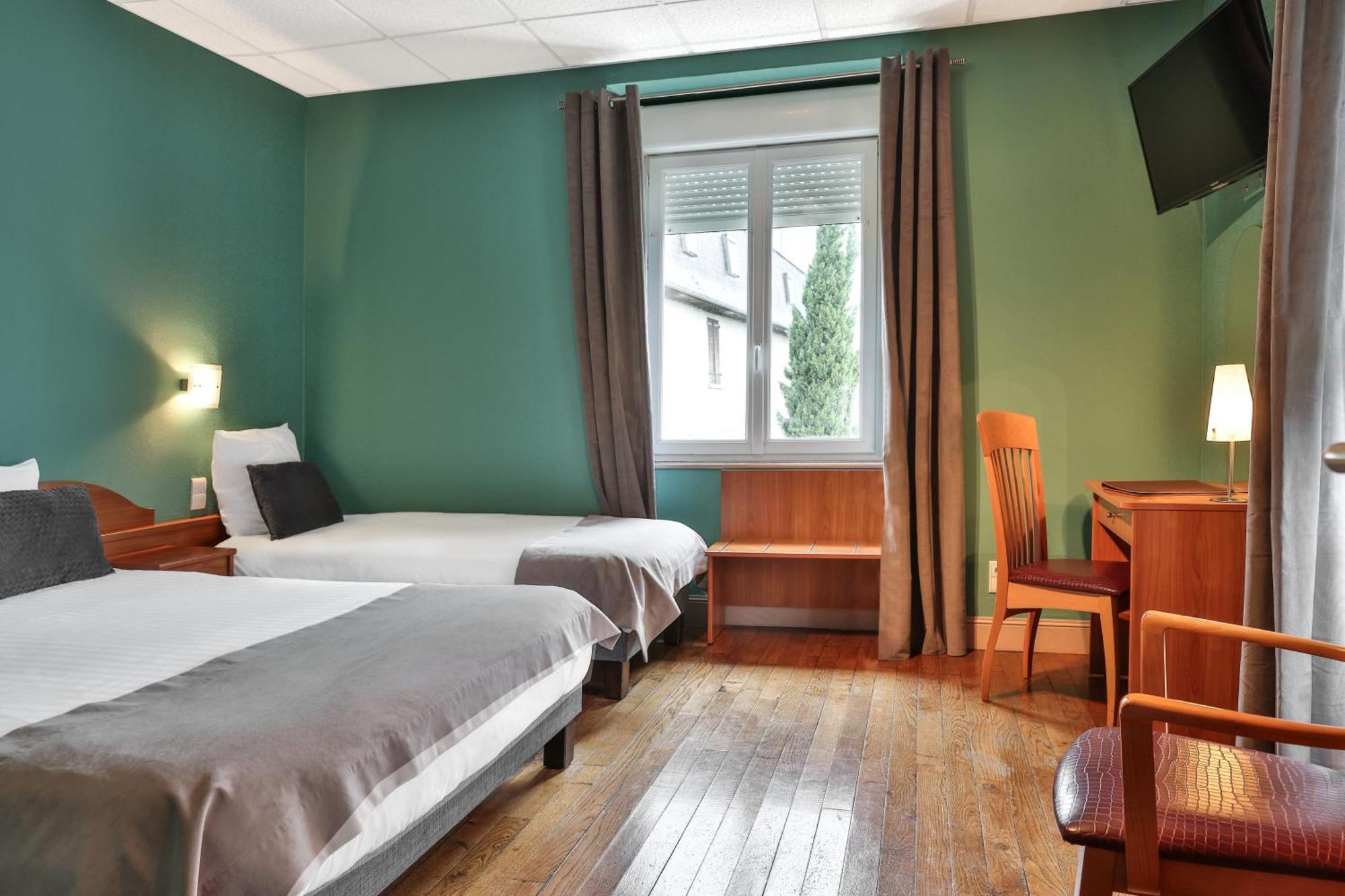 Logis Hotel-Restaurant Les Voyageurs La Coquille Ngoại thất bức ảnh