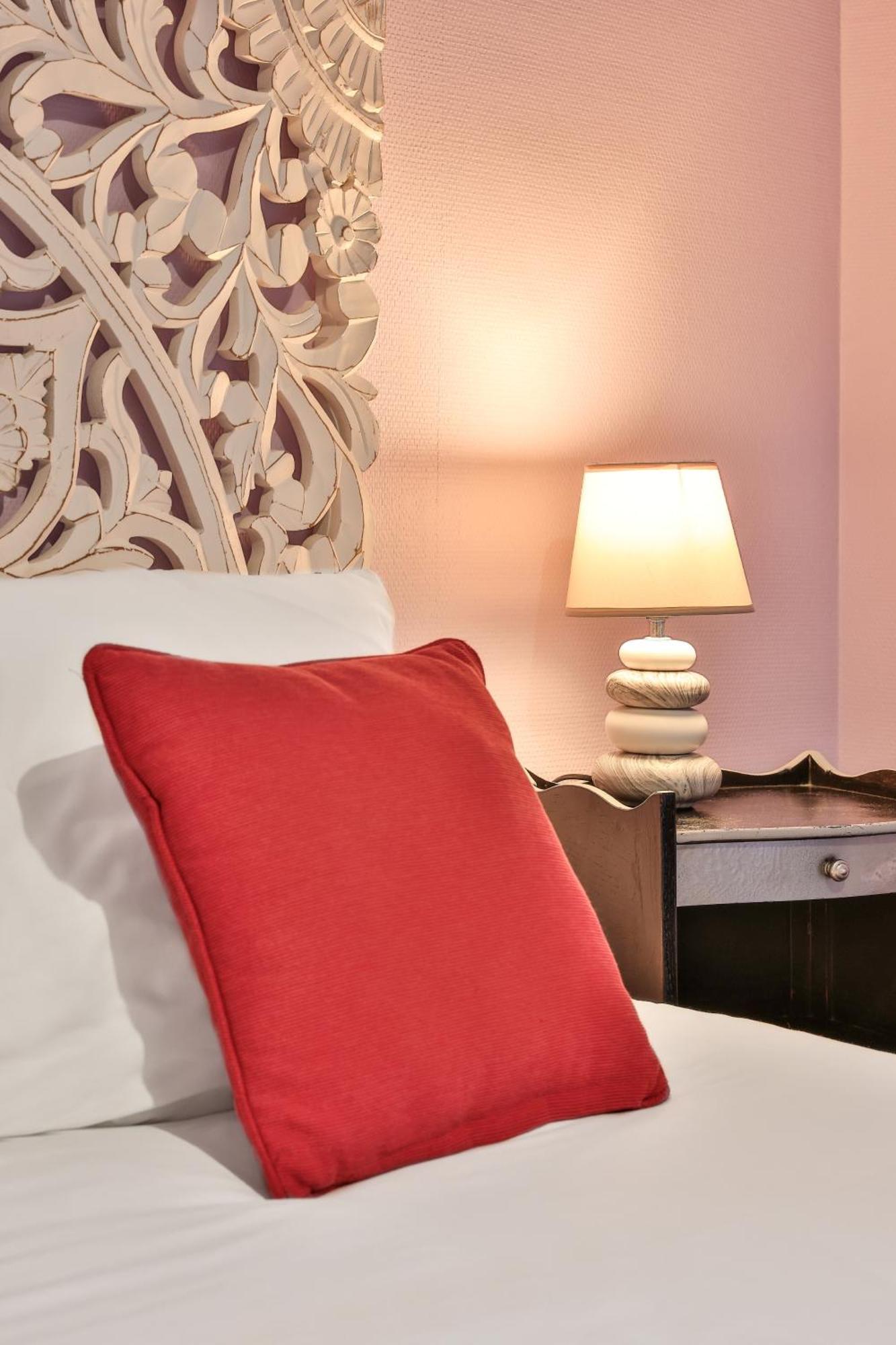Logis Hotel-Restaurant Les Voyageurs La Coquille Ngoại thất bức ảnh