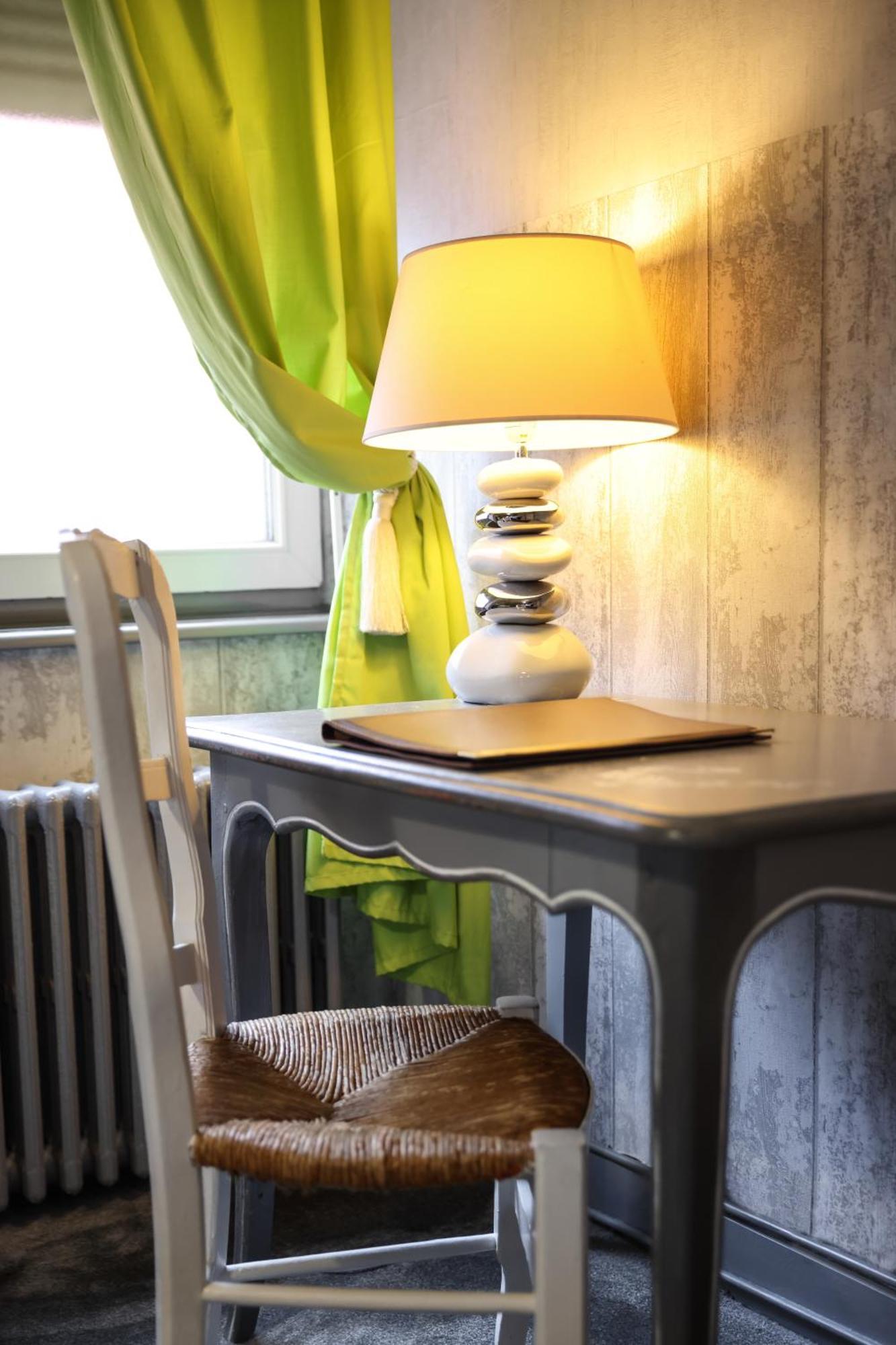 Logis Hotel-Restaurant Les Voyageurs La Coquille Ngoại thất bức ảnh