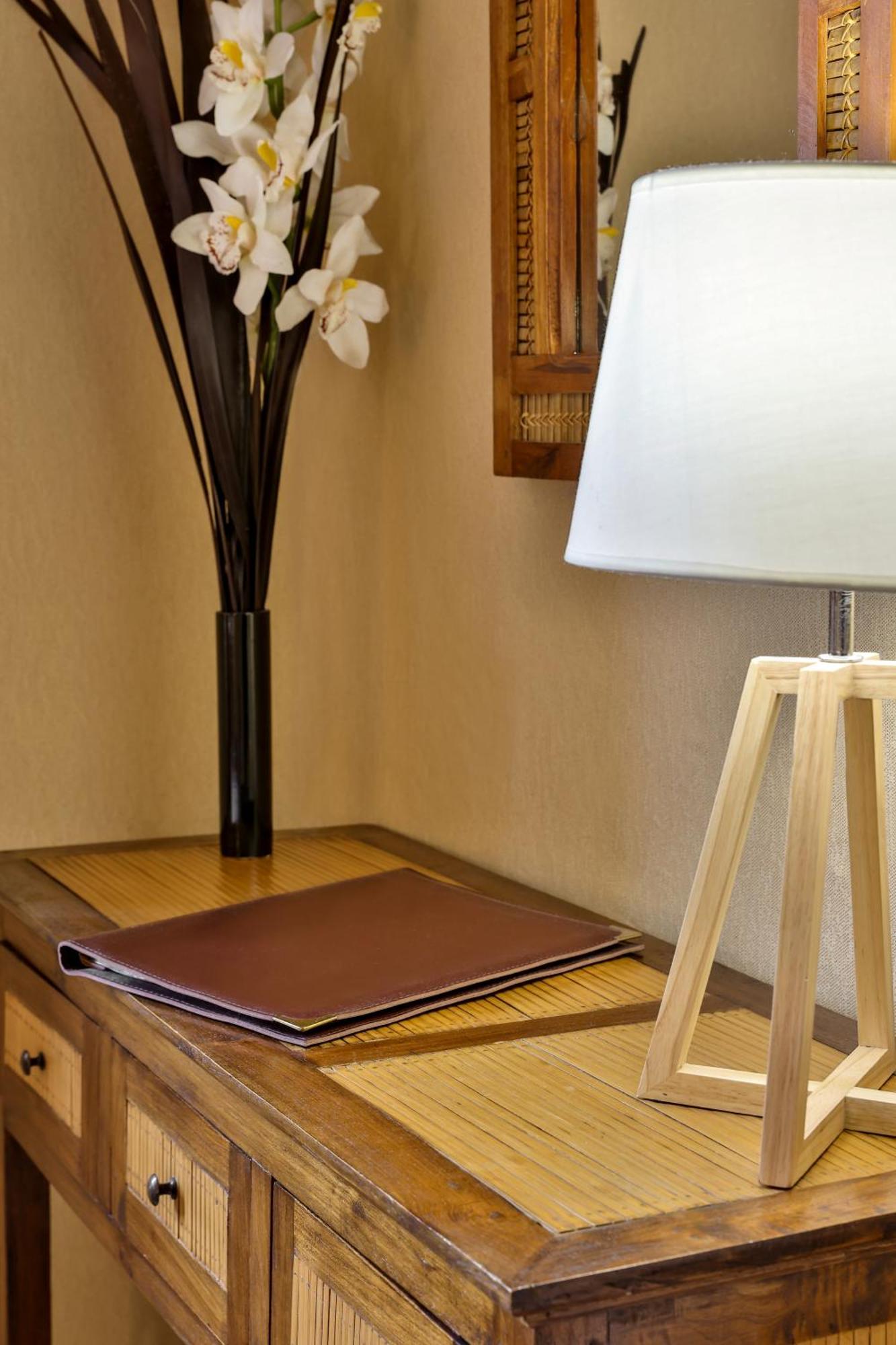 Logis Hotel-Restaurant Les Voyageurs La Coquille Ngoại thất bức ảnh